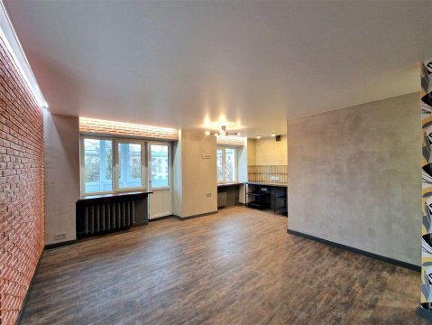 1-к квартира, 4/5 эт., 33м²